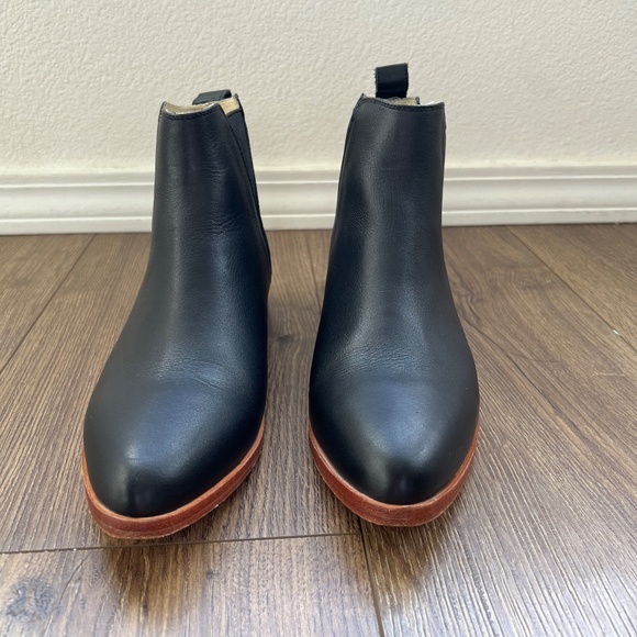 Nisolo Eva Everyday Chelsea Boot - Excellent Condition - Picture 5 of 7
